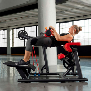 MACHINE: MAGNUM GLUTE TRAINER